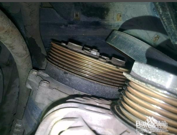 君越如何换皮带