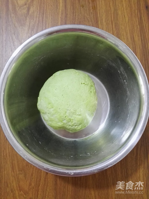 菠菜手擀面的做法