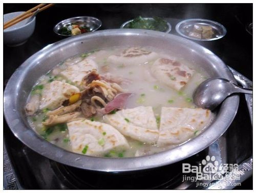 健康营养的羊肉与汤锅