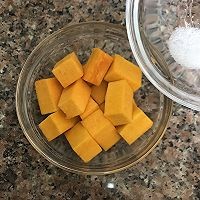 如何制作南瓜酿荔枝
