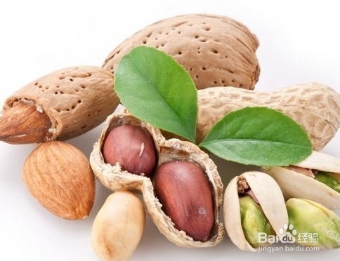 多吃花生的坏处——哪些人群是不可以吃花生的