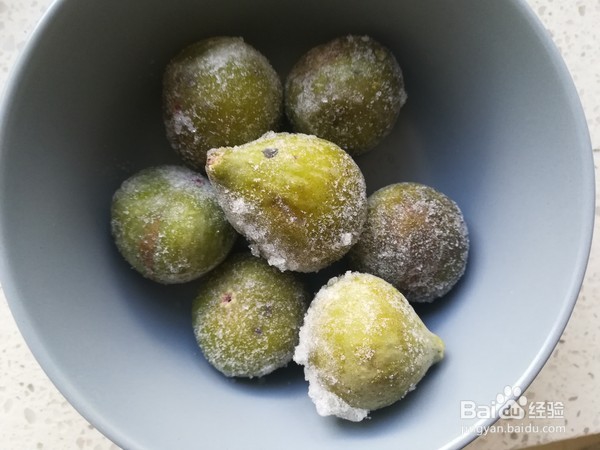 无花果雪梨百合甜汤的做法