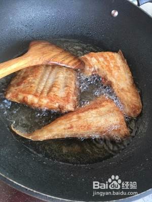如何做出好吃的酱烧比目鱼