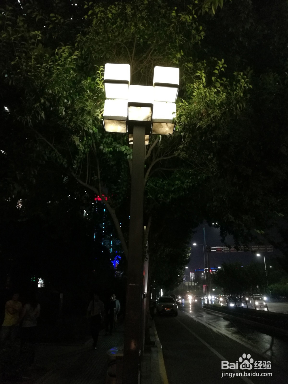 荣耀8暗光拍照:彩色黑白双摄/高传感器/多重对焦