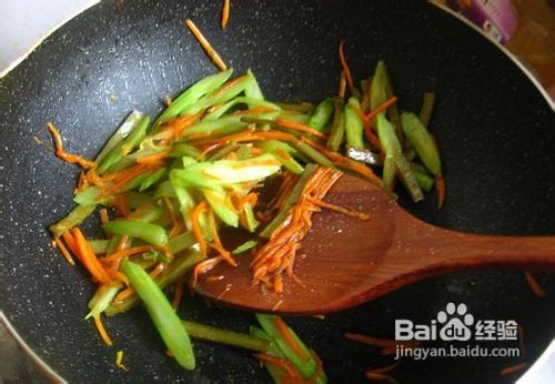 5分钟快手清口小菜西芹青豆干