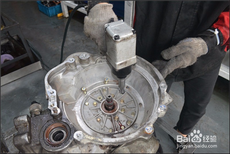吉利汽车4AT变速箱维修拆解,完全可以维修解决