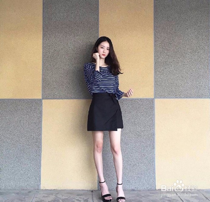 软妹子秋季的的清新搭配。