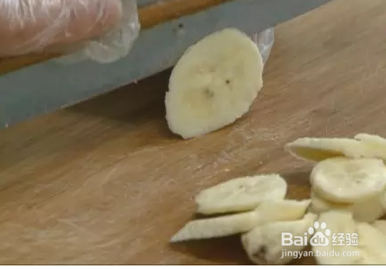 教你不用烤箱做酥脆香蕉片!