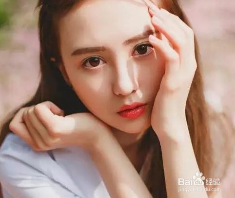 秋季皮肤经常性暗黄怎么美白
