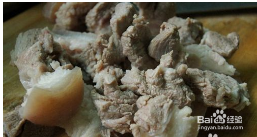 在家制作猪蹄黄豆汤方法技巧