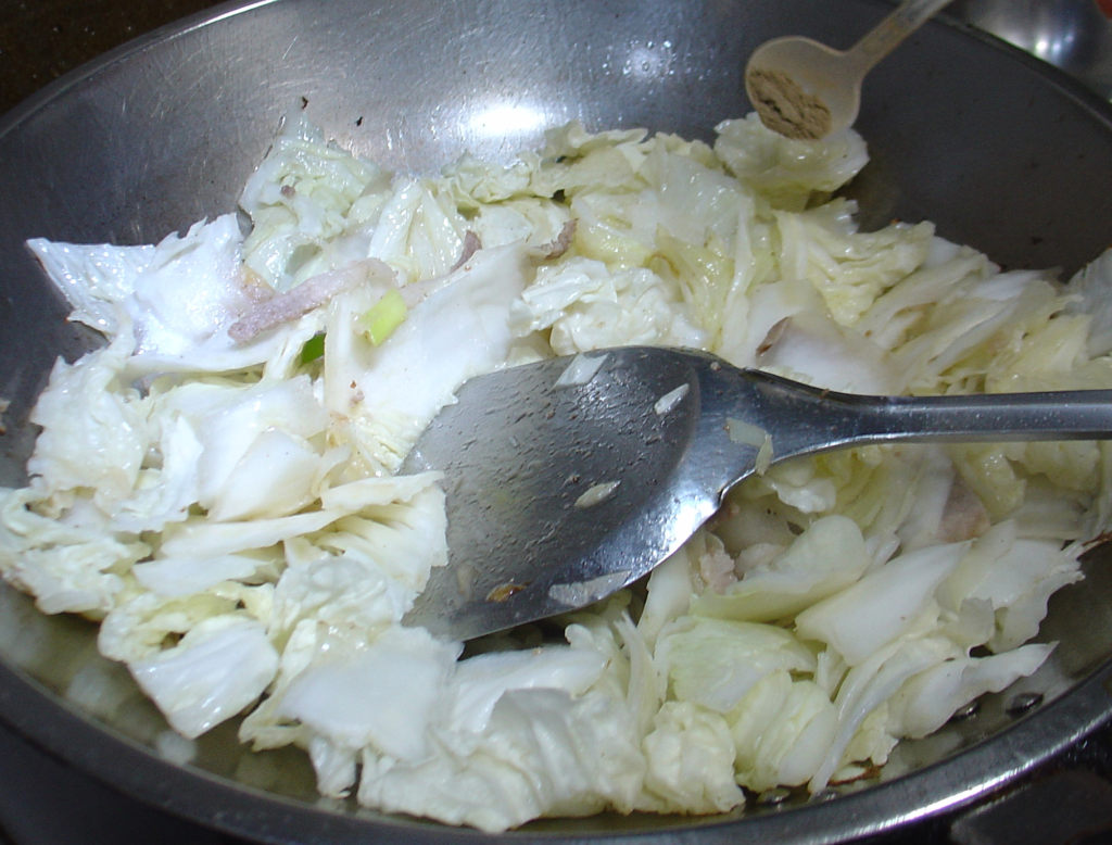 白菜炖山东大粉皮，你知道怎么做吗？