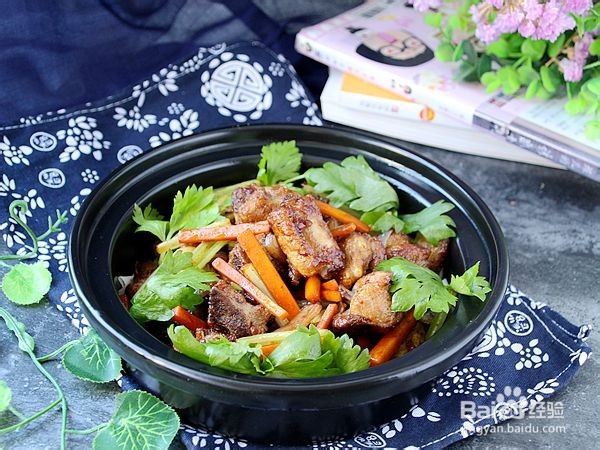家常干锅排骨的烹饪方法