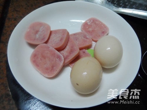 火腿鸡蛋饼的做法