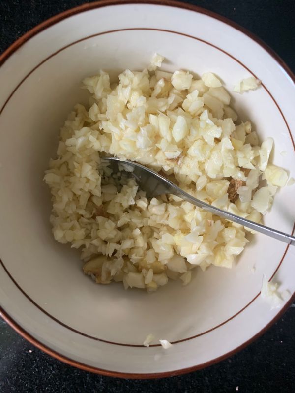 蒜泥青椒龙虾尾