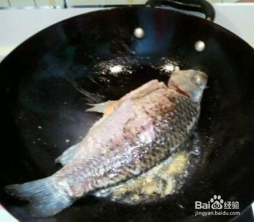 怎样做鲫鱼豆腐汤