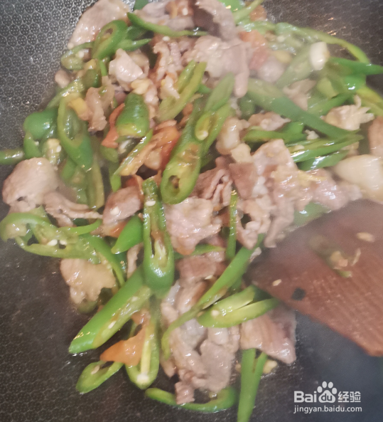 青椒炒猪肉怎么做好吃？