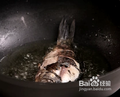 鲫鱼豆腐汤的做法