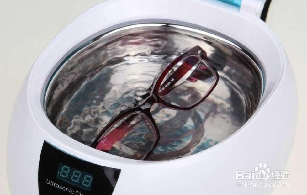 眼镜镜片脏了如何处理？