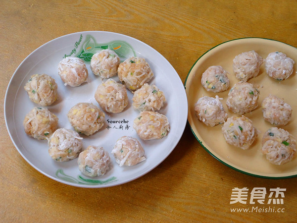 挂面鸡肉丸的做法