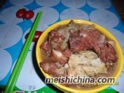 白菜炖排骨的做法