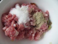 皮蛋瘦肉粥的做法