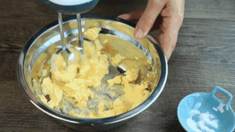 厨渣小白也能轻松搞定这盘黄油曲奇