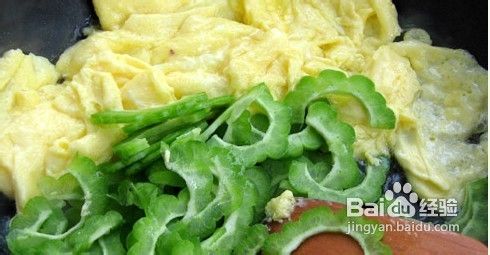 苦瓜炒鸡蛋的详细做法是什么