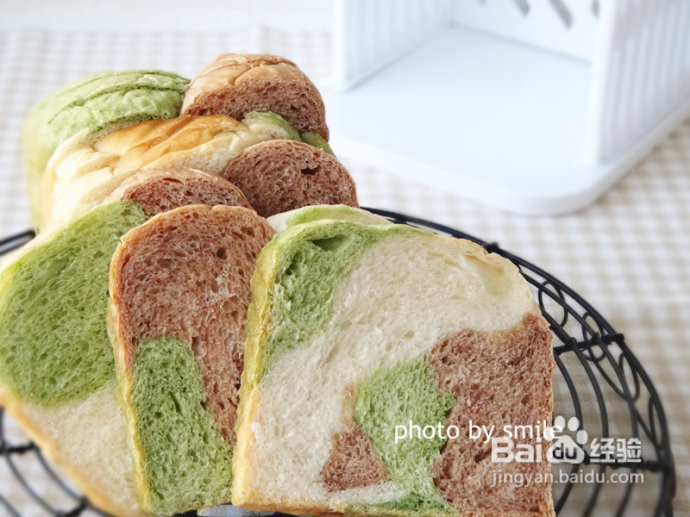 带给味觉和视觉多重享受的100%中种三色北海道吐司