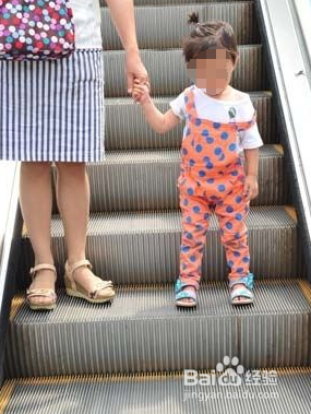 带孩子出门逛街要注意什么？