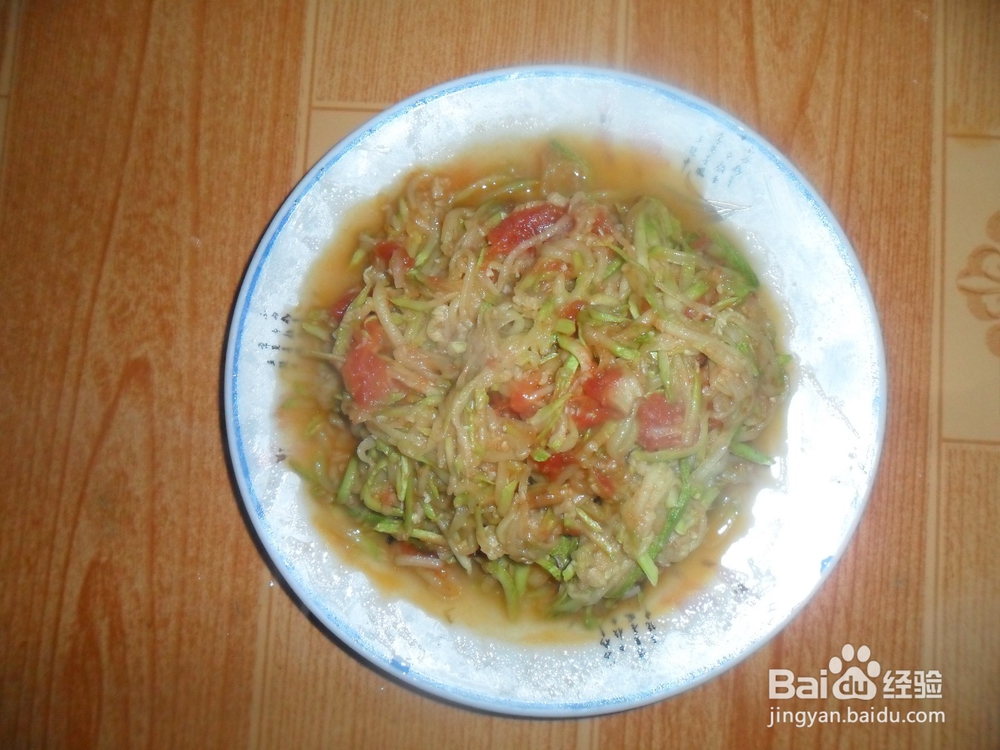 家常饭菜随意做——醋溜西葫芦丝