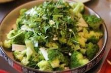 凉拌芝麻西兰花