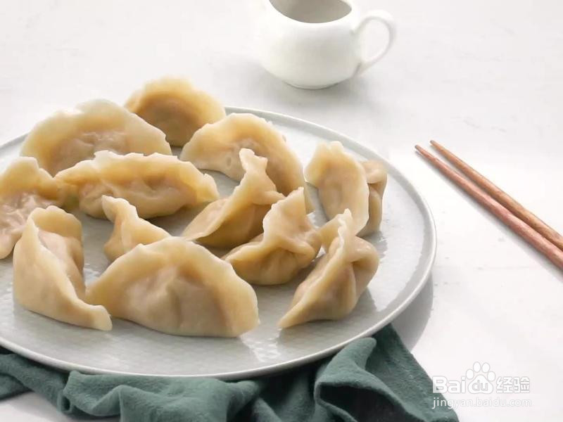 酸菜饺子的做法