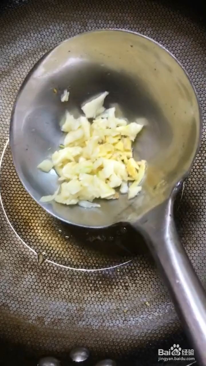 如何制作五花肉烧茄子