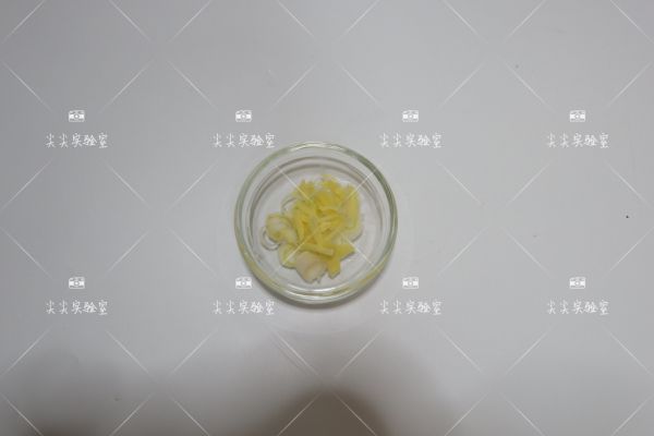 青椒胡萝卜炒肉