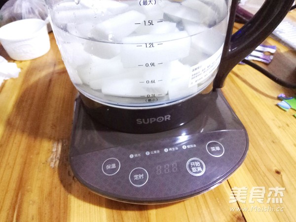 干贝萝卜肉丸汤