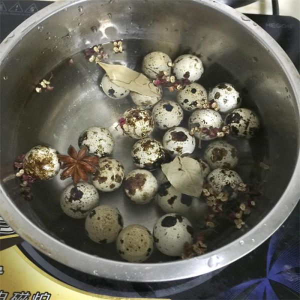 五香卤味鹌鹑蛋