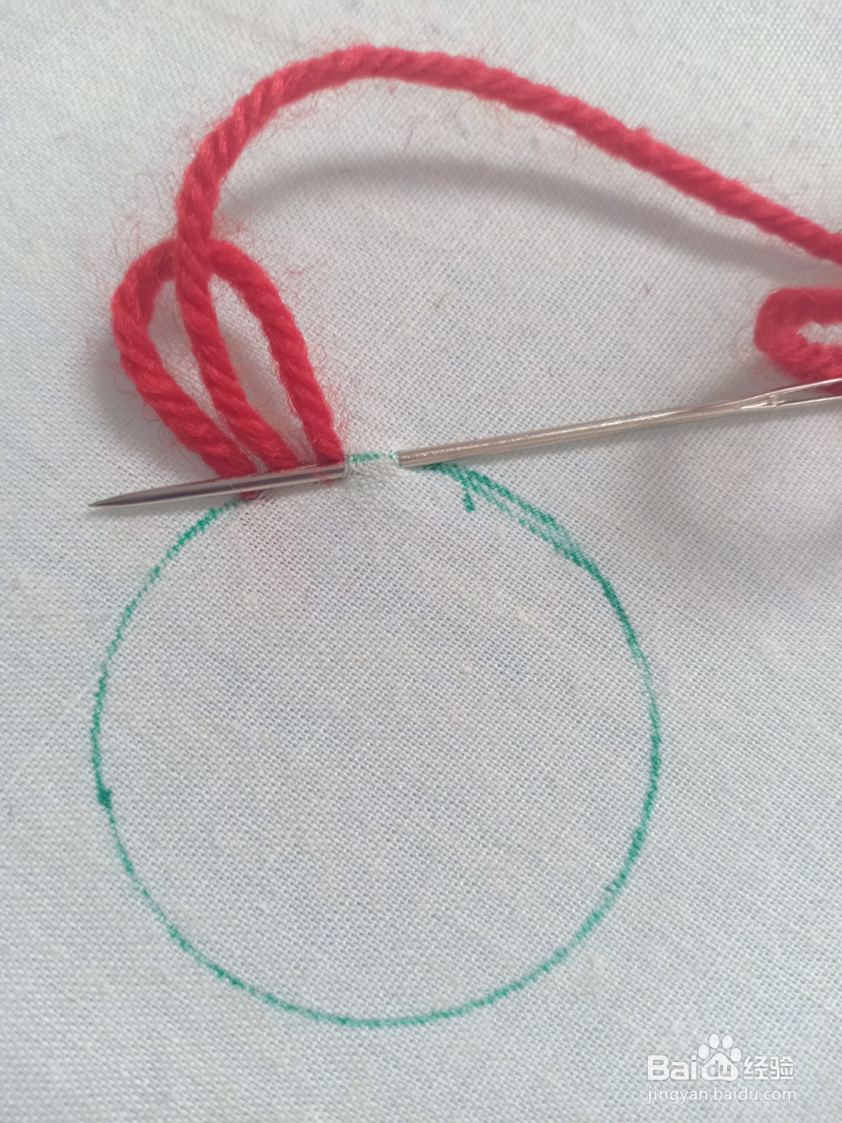 用针穿线制作毛线仿真花的方法