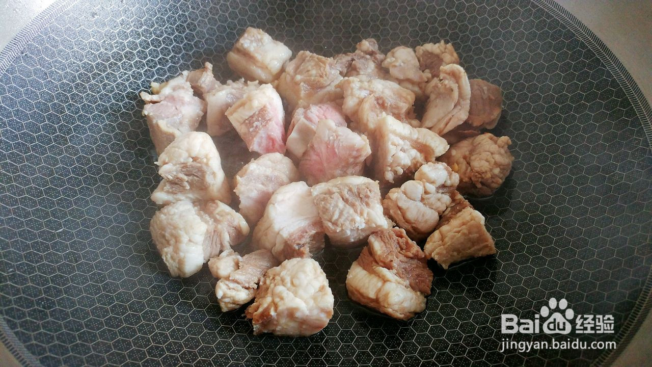 啤酒牛腩酱芋头的做法