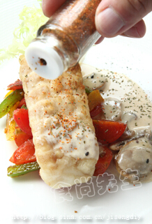 蘑菇奶油配银鳕鱼