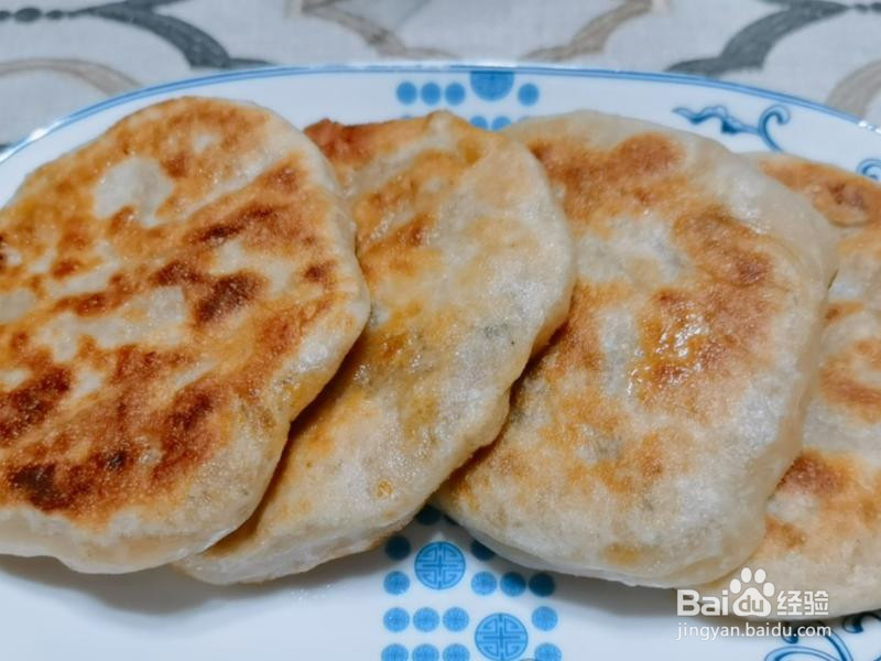 不用揉面的薄皮馅饼的做法