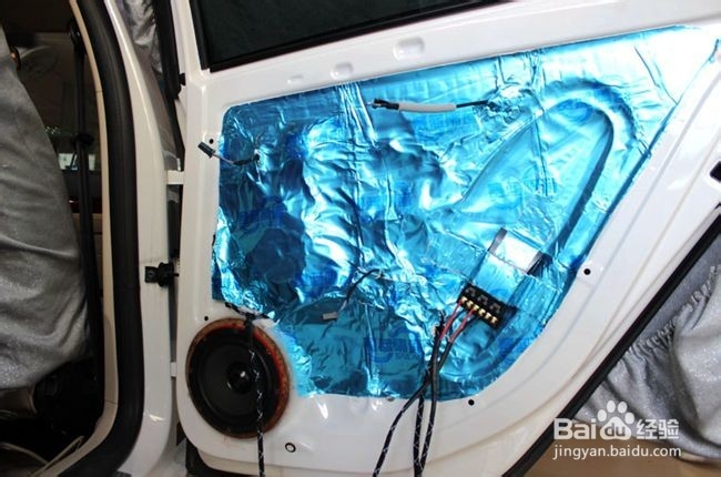 朴实无华简改霸克 大众朗逸改装美国霸克音响