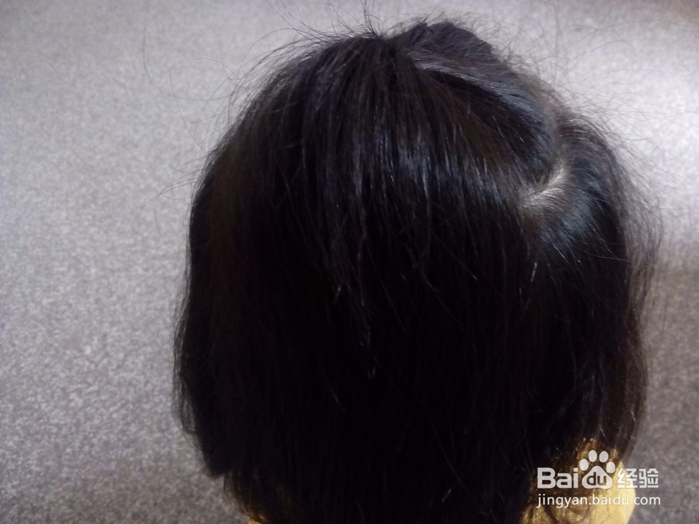 <b>学生扎头发的方法</b>