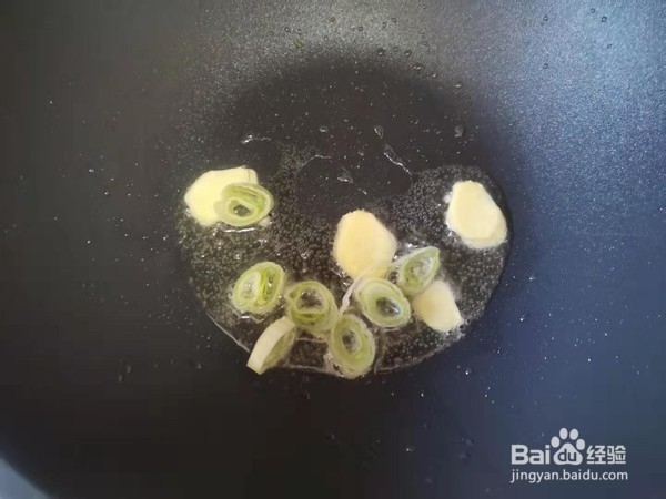 排骨炖豆角的做法