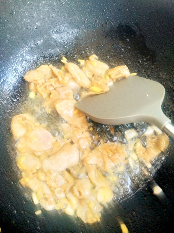 鸡汁杏鲍菇炒肉片