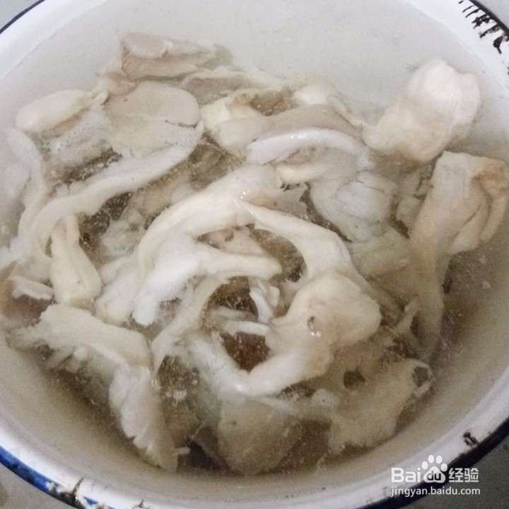 干炸平菇的做法