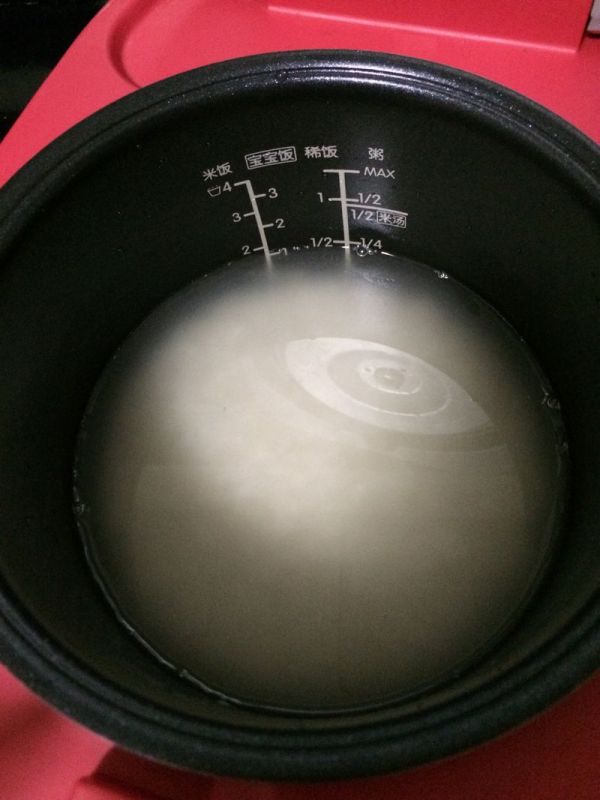 香甜米粒饭团子