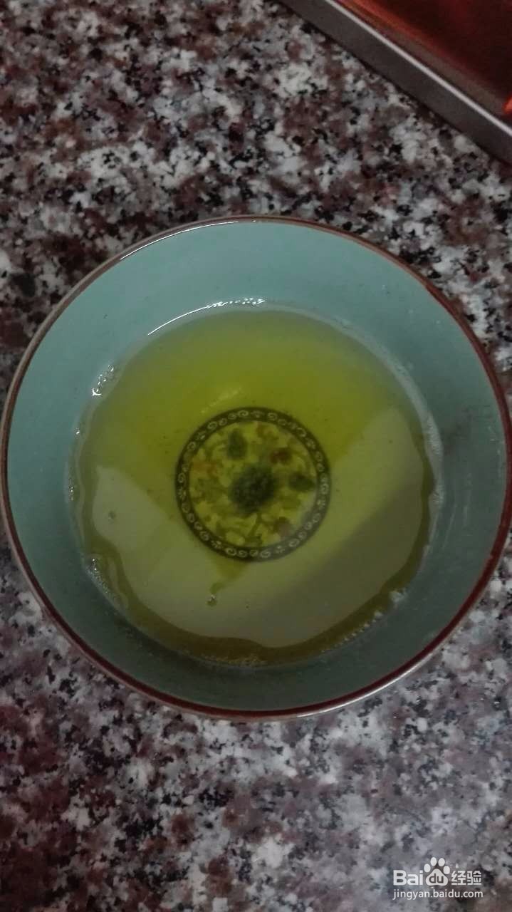 客家菜鸡肉炒荷兰豆做饭
