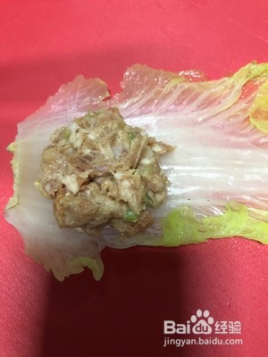 娃娃菜包肉的做法