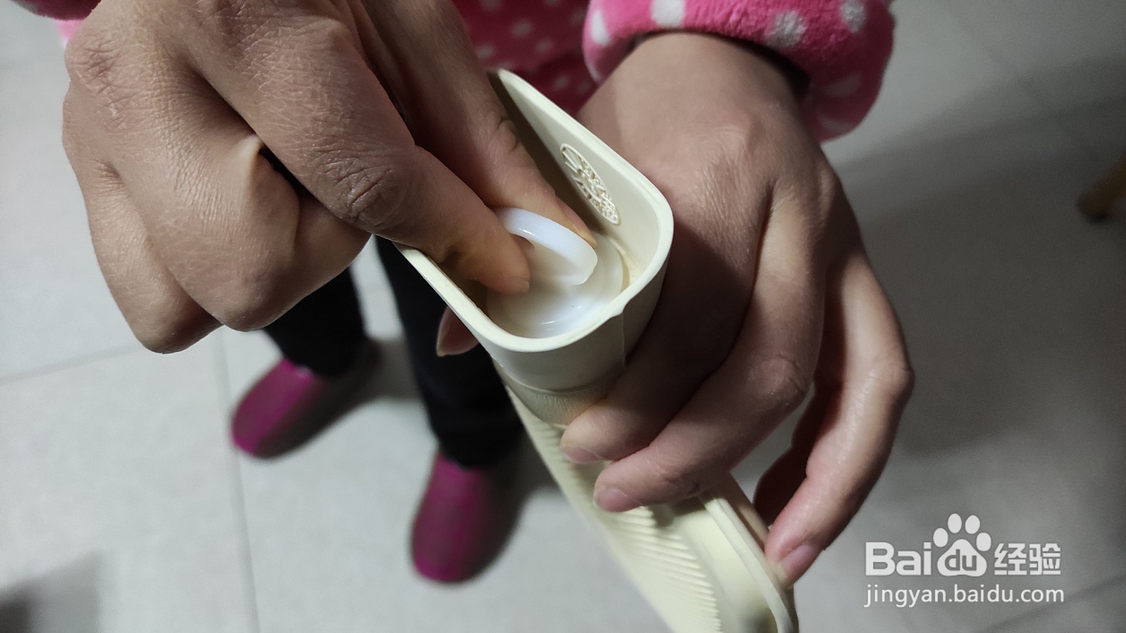 热水袋水少了怎样加水