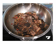 木耳干豆角炒肉